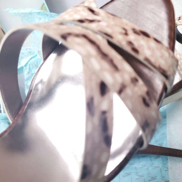 NWT Marciano heels (Reiko) 9.5 - Picture 4 of 13